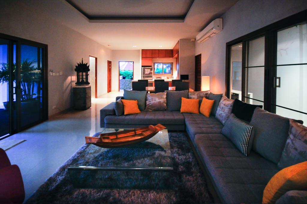 Nai Harn Beach Villa Bagian luar foto