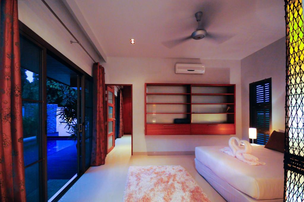 Nai Harn Beach Villa Bagian luar foto